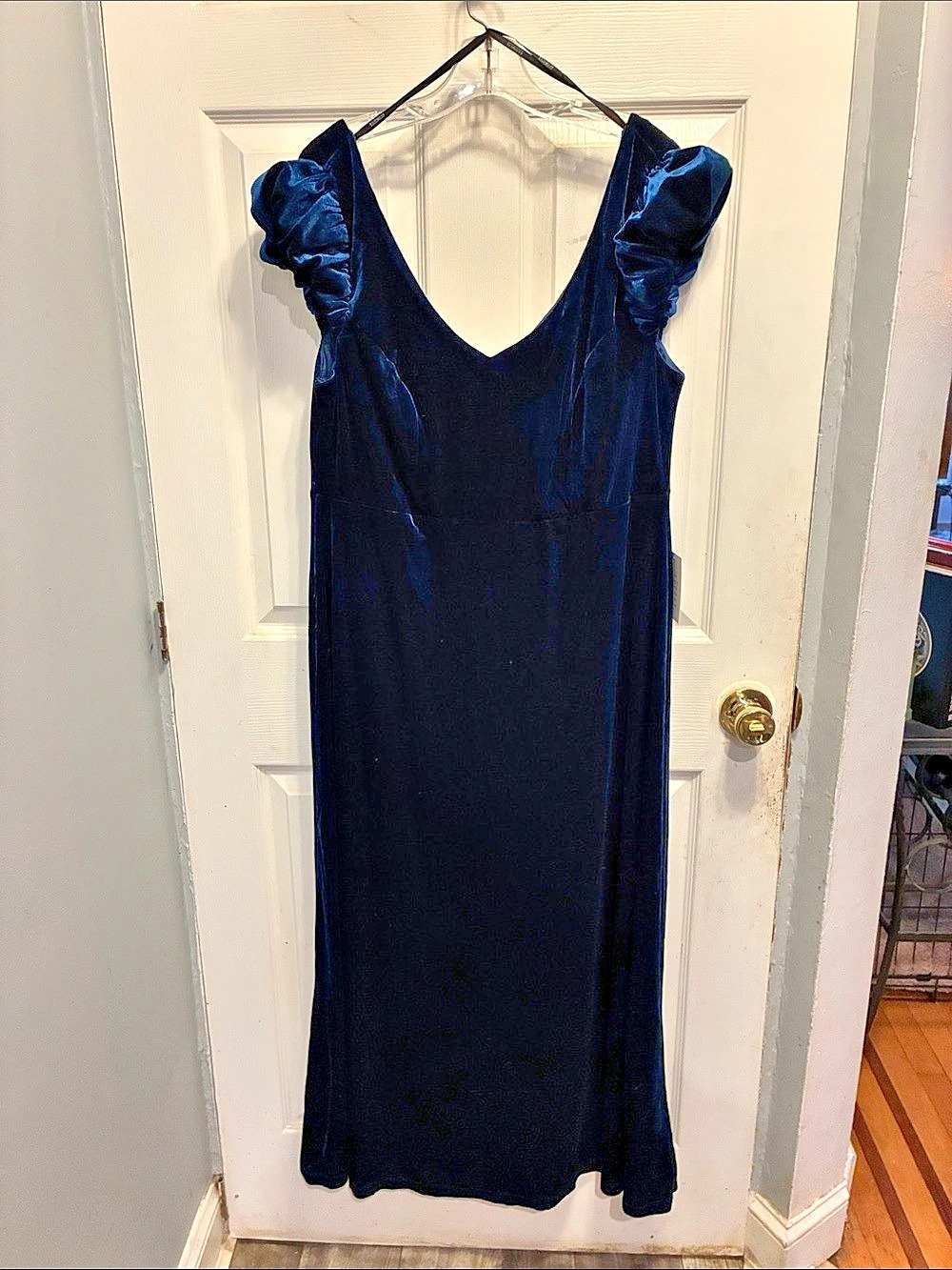 Eloquii Puff-Sleeve Velvet Maxi Dress in Blue Size 14